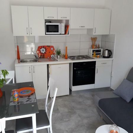 Pauli Apartment Kastela Bagian luar foto