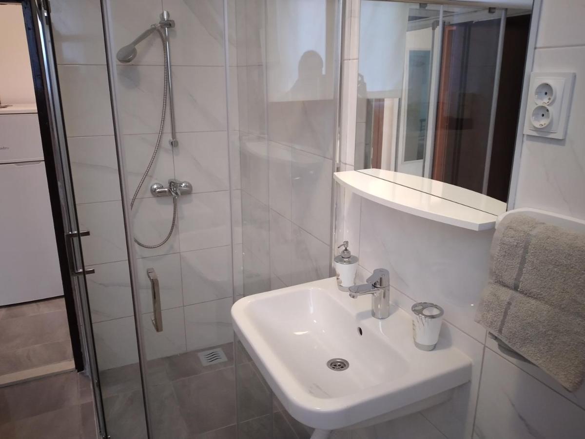 Pauli Apartment Kastela Bagian luar foto