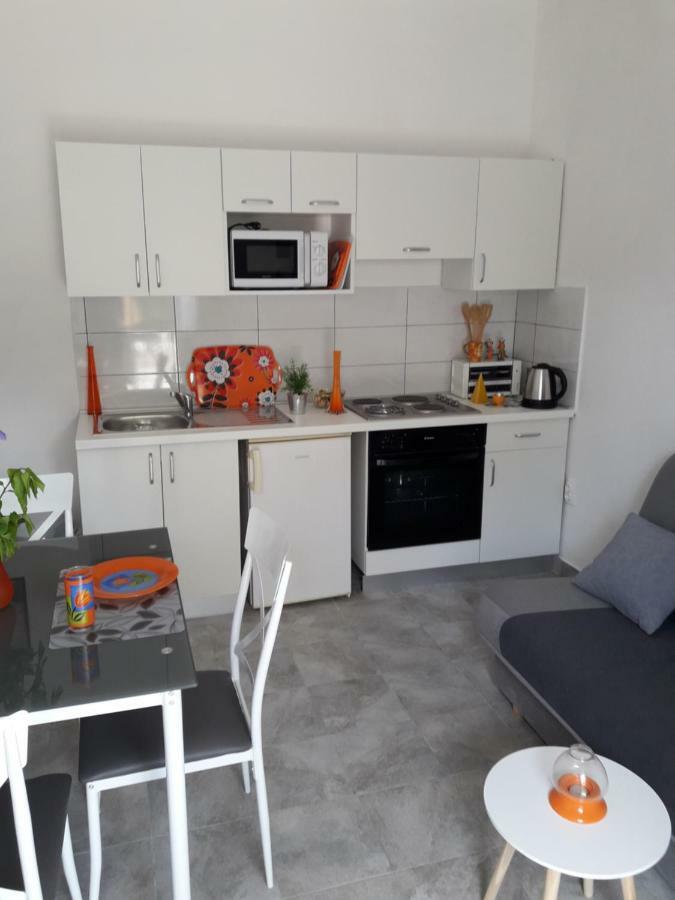 Pauli Apartment Kastela Bagian luar foto