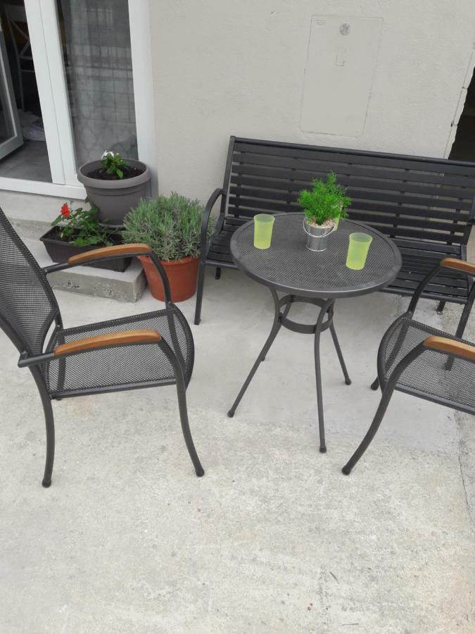 Pauli Apartment Kastela Bagian luar foto