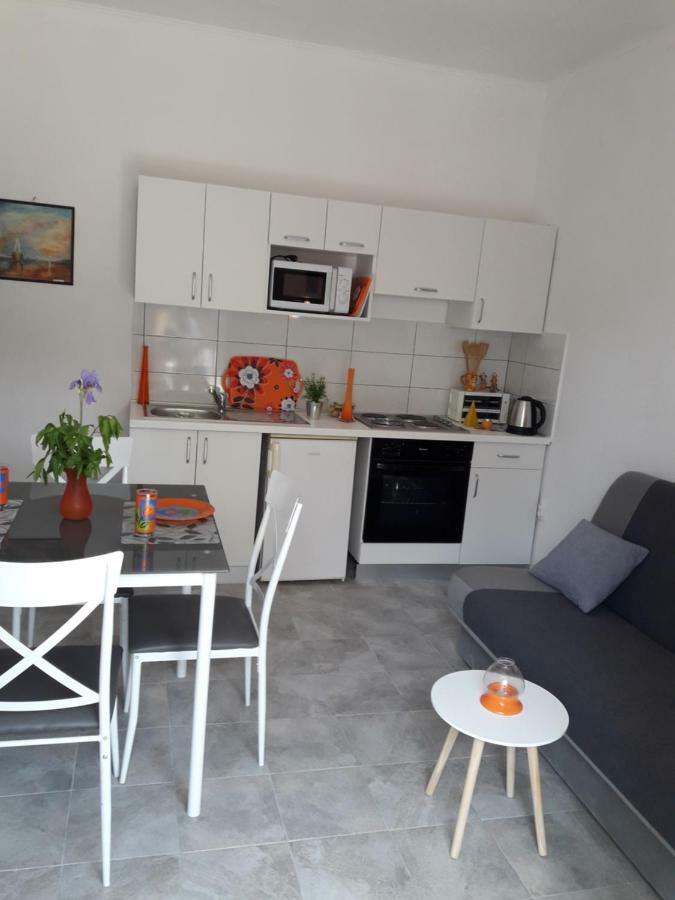Pauli Apartment Kastela Bagian luar foto